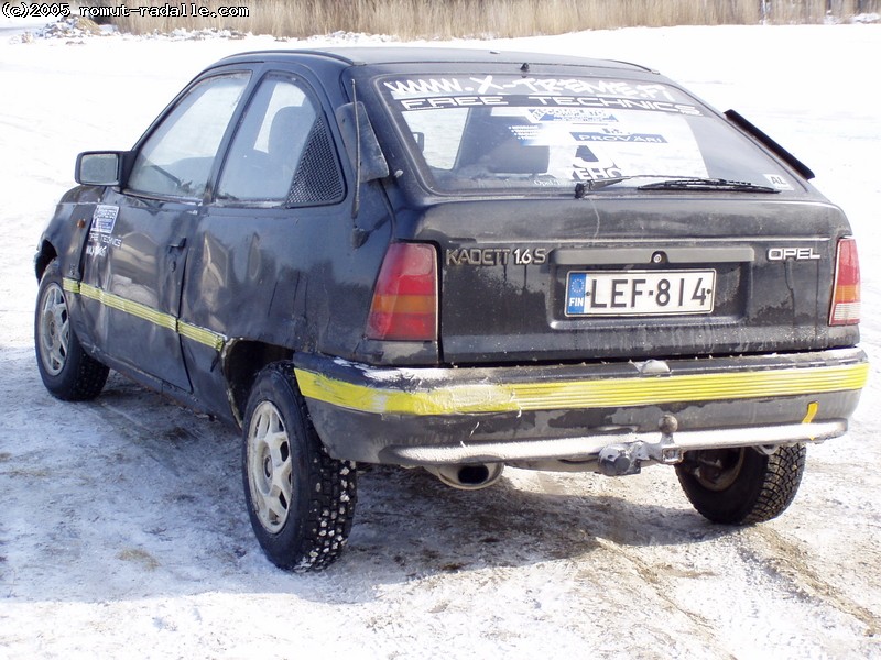 Opel Kadett 1.6S jäärata