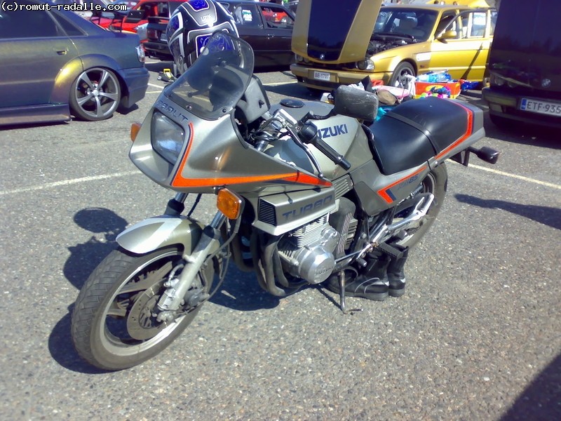 Suzuki XN85 Turbo