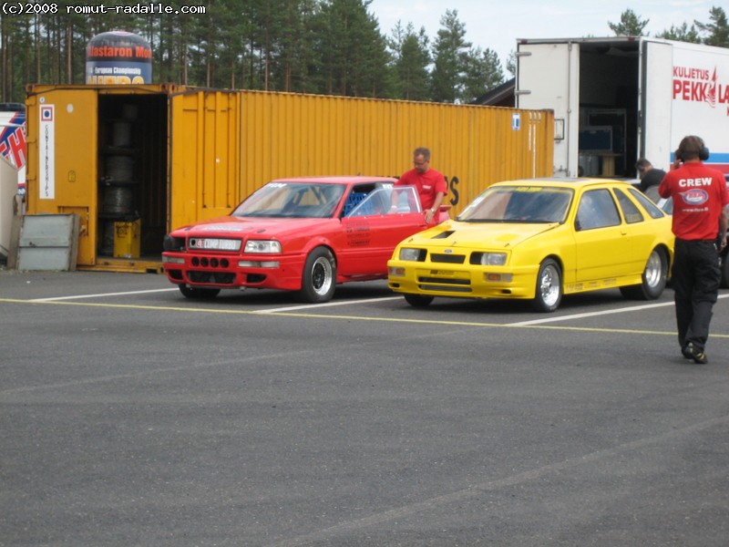 Punainen Audi ja Keltainen Sierra
