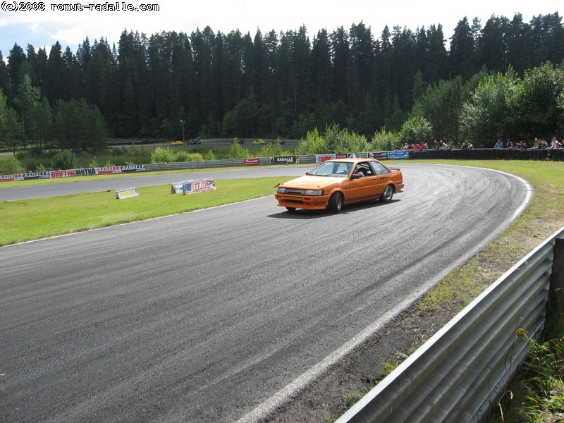 AE86 GT Corolla Drifter, oranssi