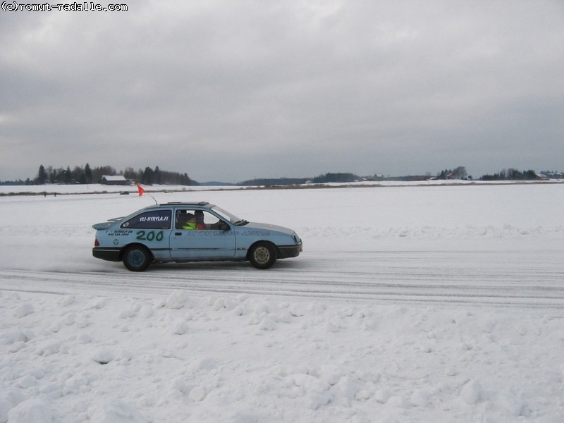 Sininen mk1 Ford Sierra