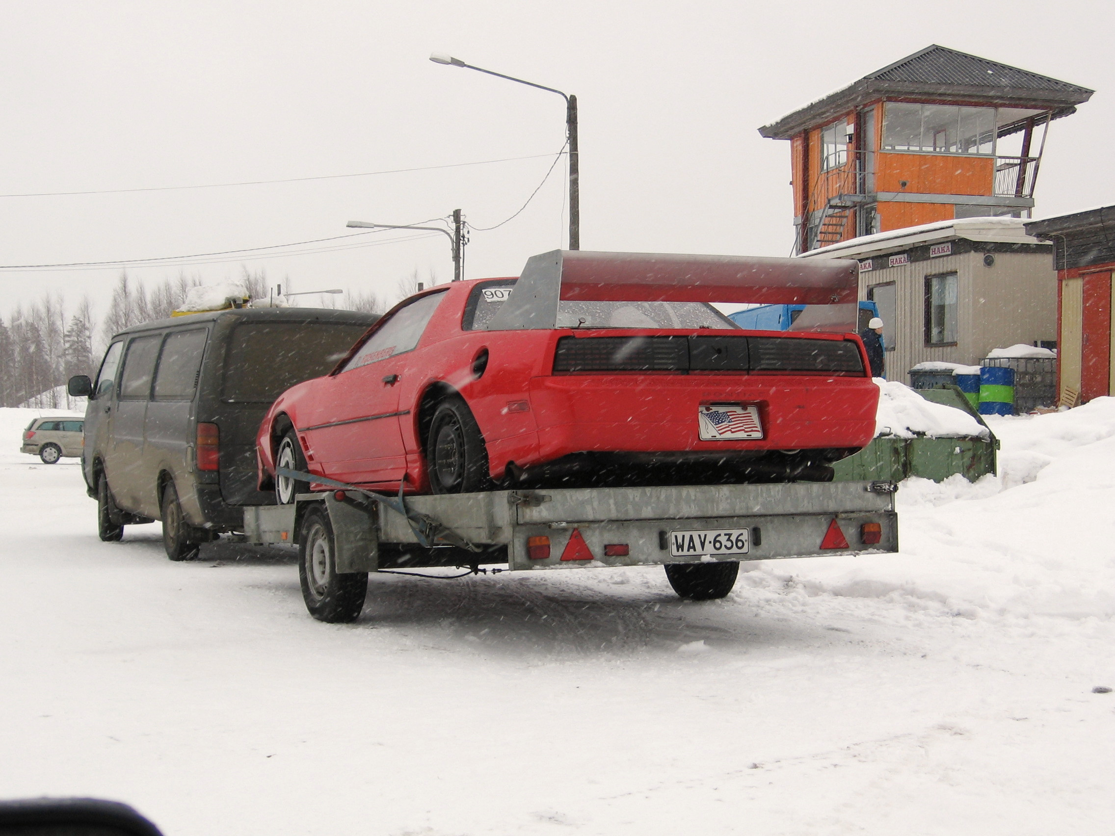 X-treme On Ice 2 18.3.2006 HyvinkÃ¤Ã¤, Punainen Pontiac