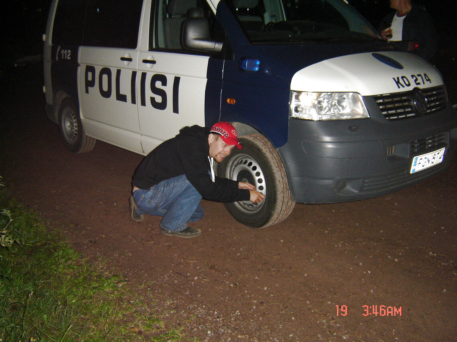 FinnJae Meeting  17-19.8.2007 SÃ¤kylÃ¤, Poliisin maijan renkaiden tyhjennys :-)