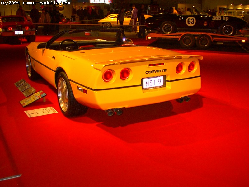 Keltainen avo-Corvette
