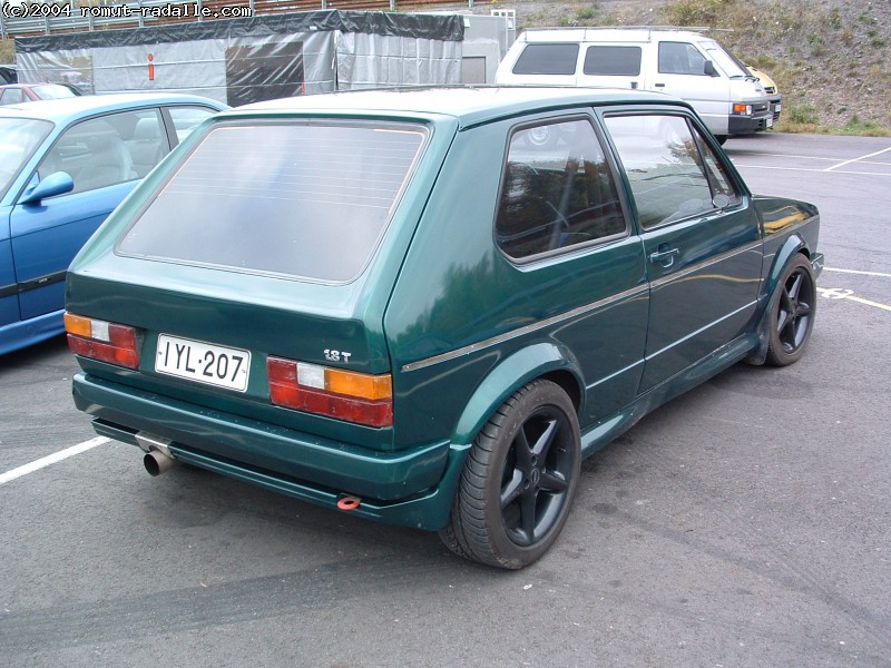 Volkswagen Golf vihreä