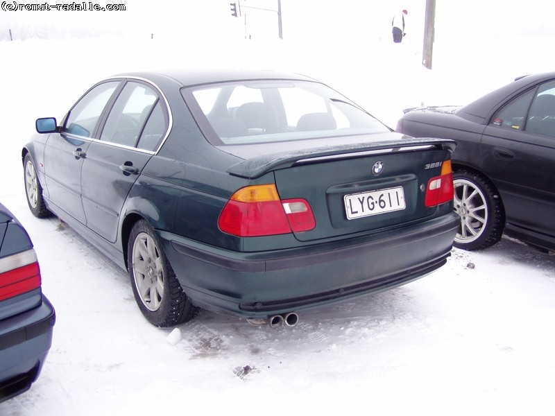 BMW 328i