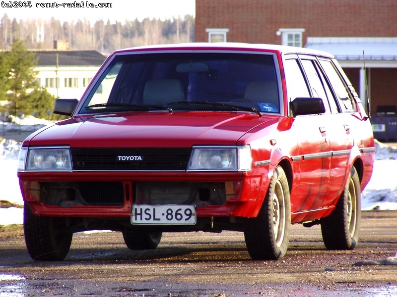 Toyota Corolla KE70 DX 4D Wagon