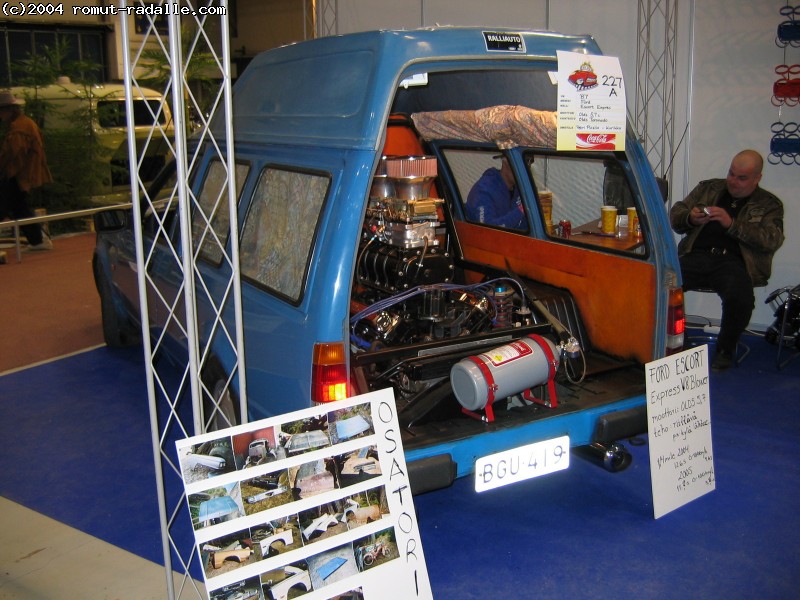 Ford Escort Express V8 Blower