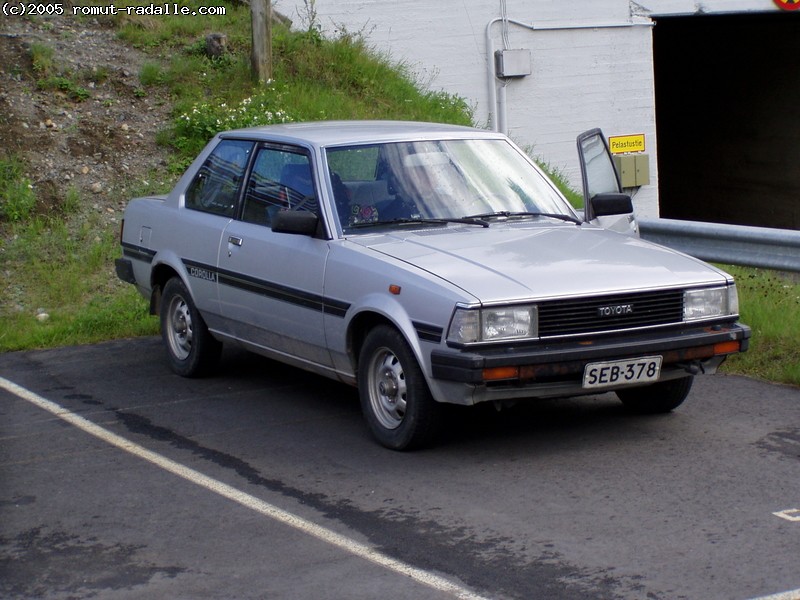 Kaunokainen, Toyota Corolla KE70 DX