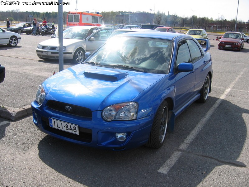 Sininen Subaru Impreza