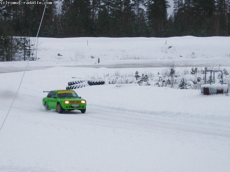 Limevihreä DX Corolla