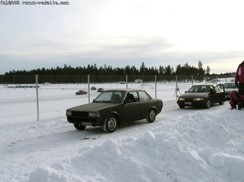 DX Corolla KE70