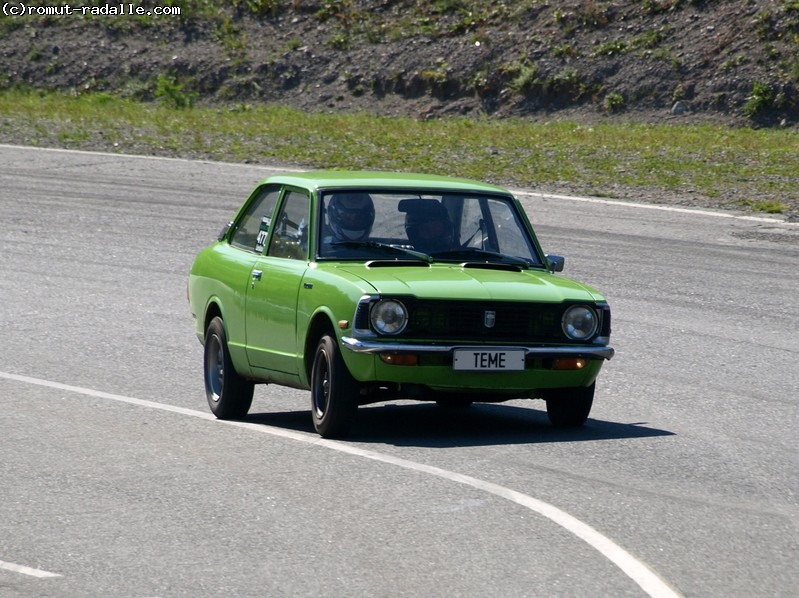 Vihreä KE20 Pikku-Corolla "TEME"