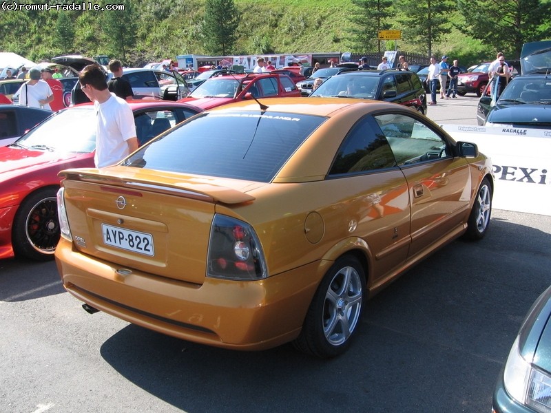 Opel Astra Coupe 1.8 2000