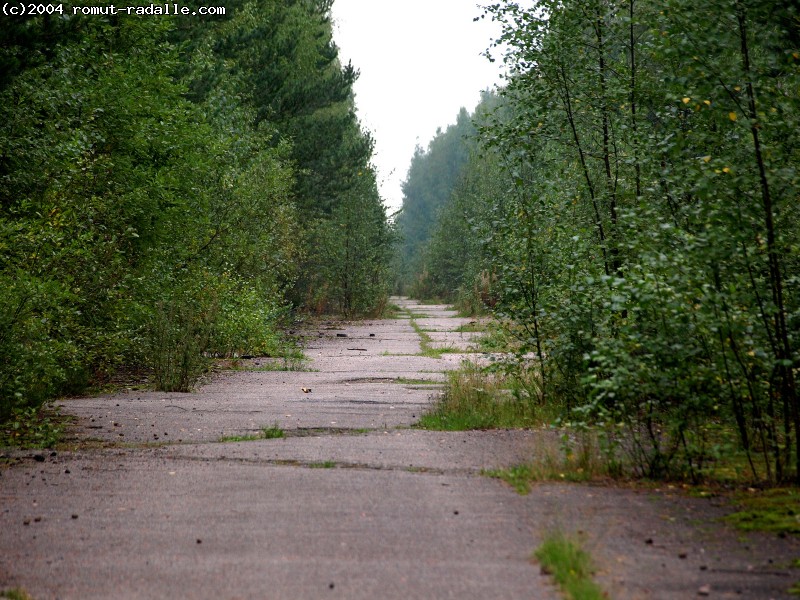 Pääsuoran alku. Kohtuullisesti ajettavissa vielä.