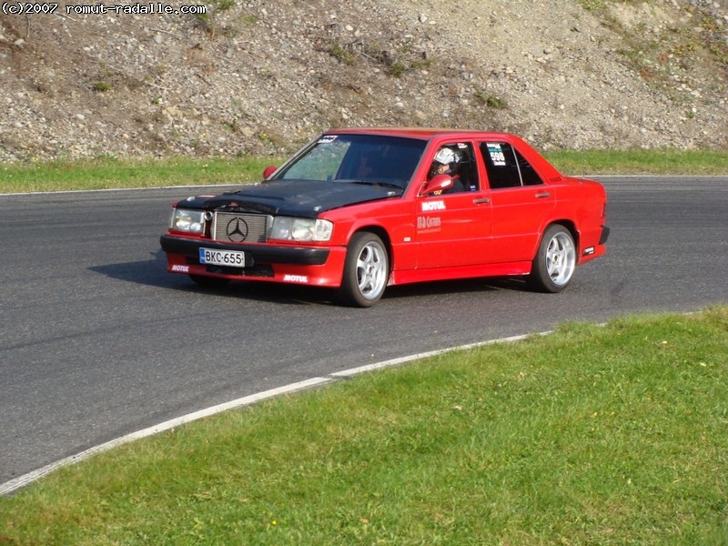 Mercedes-Benz 190 W201