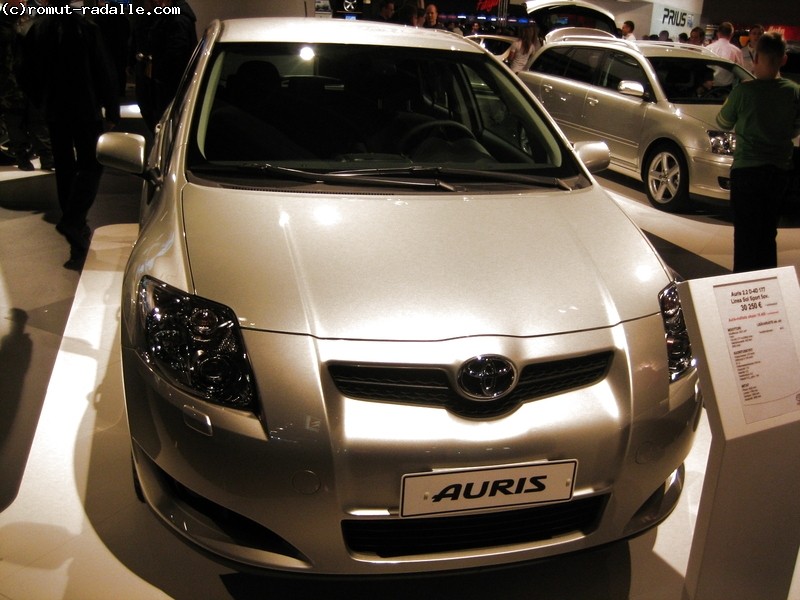 Toyota Auris 2.2 D-4D 177 Linea Sol Sport 5ov