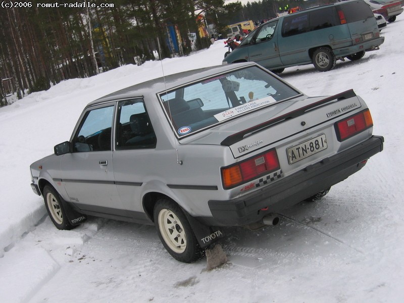 Hopeinen DX-Corolla