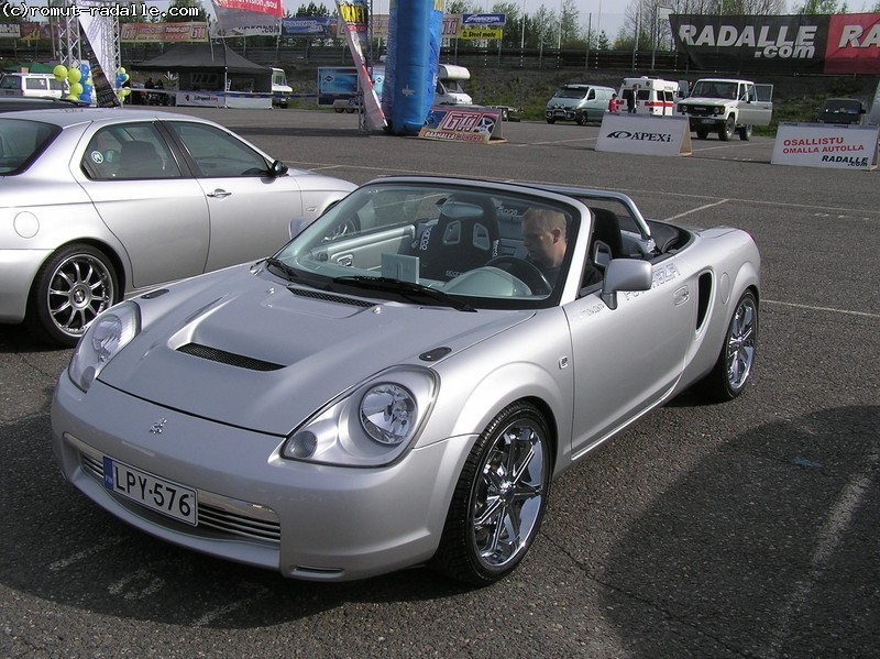 Hopeinen Toyota MR2 Convertible 1.8 2000