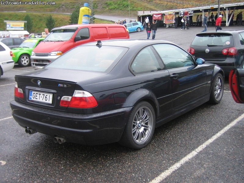 Musta BMW E46 M3 Coupe