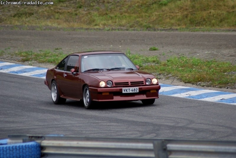 Opel Manta B radalla