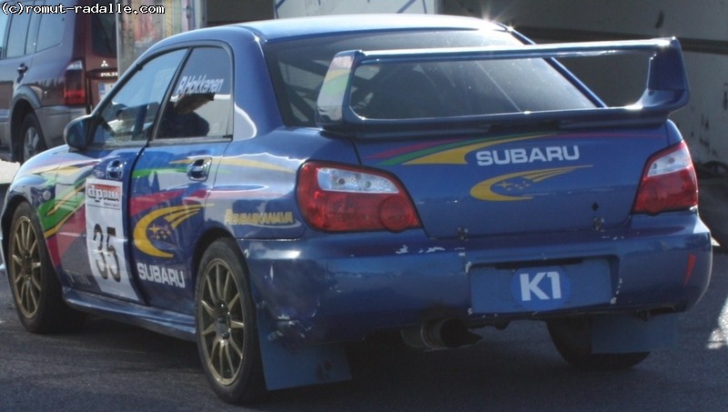 Sininen Subaru Impreza