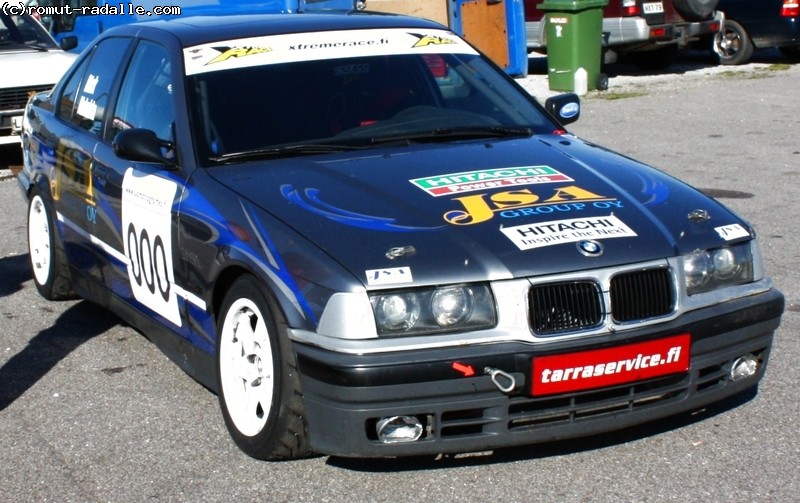 BMW 000 kilpa-auto