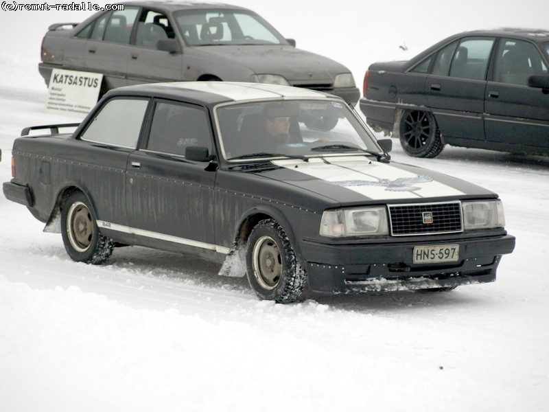 Volvo 242