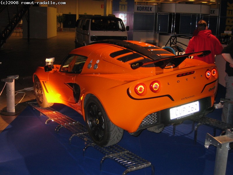 Oranssi Lotus Exige