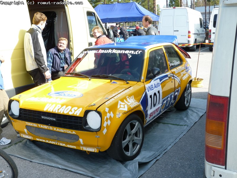 Toyota Starlet KP60 ralliauto