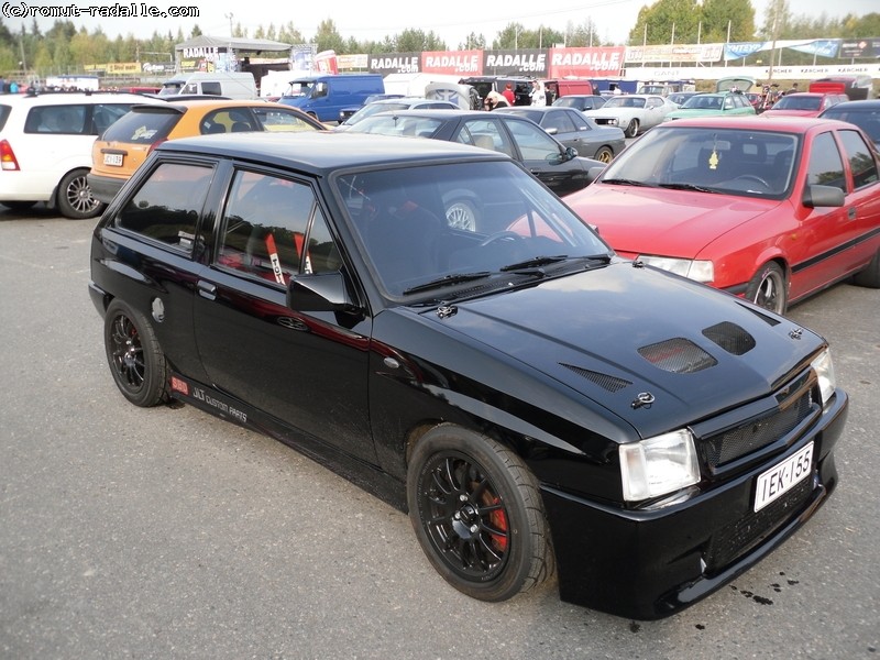 Opel Corsa, Musta 