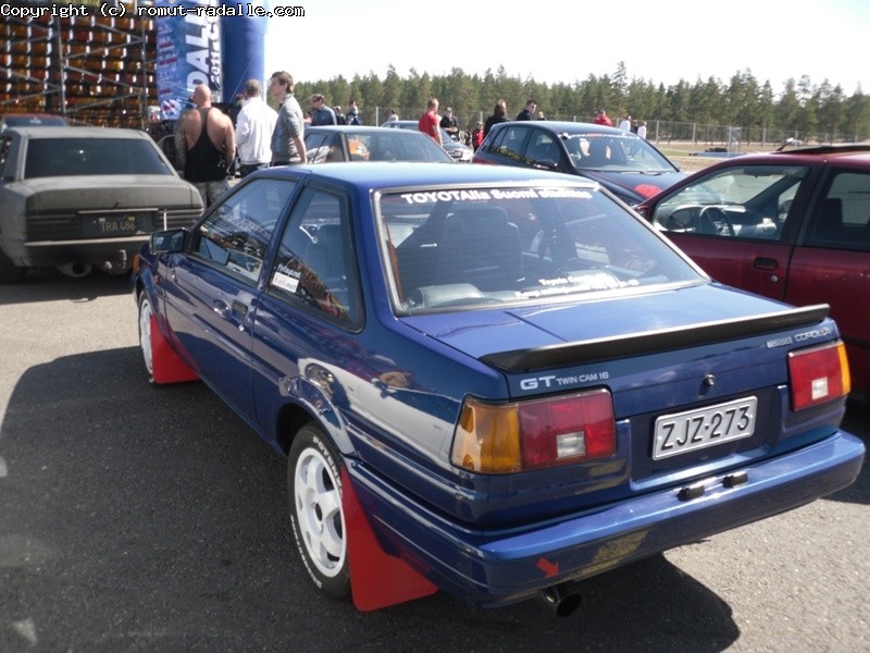 Toyota Corolla GT Twin Cam 16