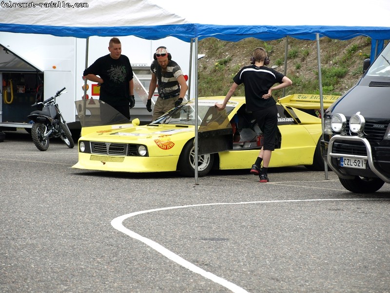 Jari Kämäräinen Lancia 037 Super Saloon