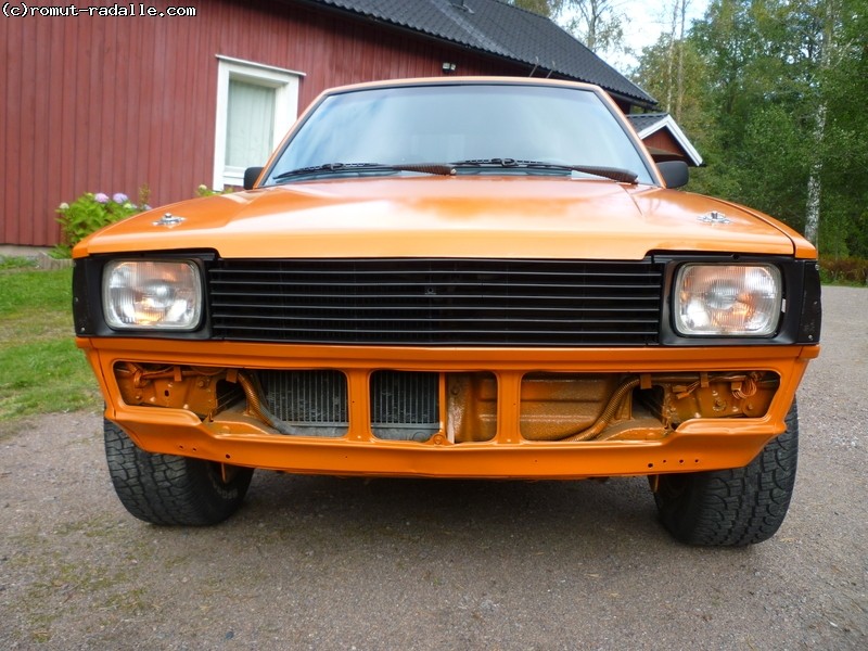 Toyota Corolla KE70 front end