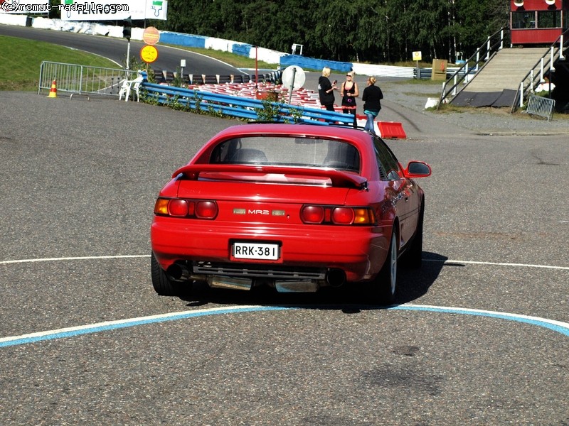 Toyota MR2, punainen