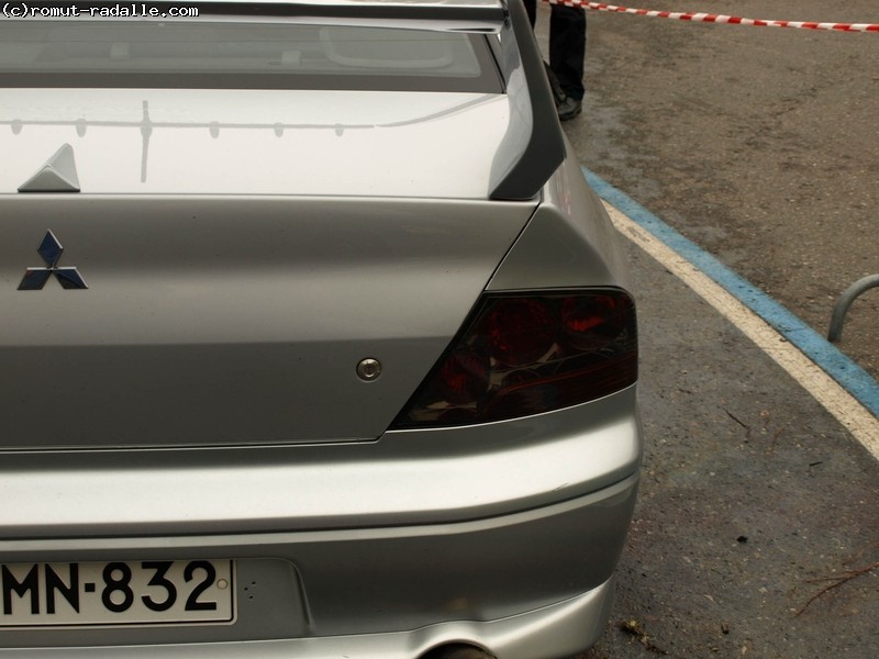 Mällätty Mitsubishi LANCER EVOLUTION VIII Sedan 2004