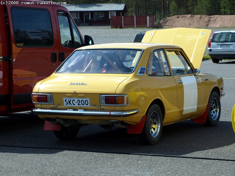 Toyota Corolla KE20 takaa