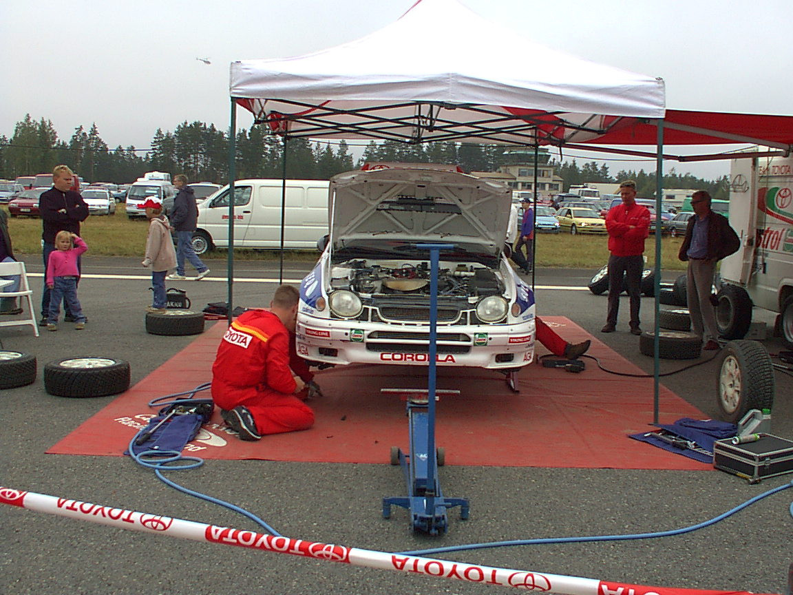 Neste Rally 2001, Corolla