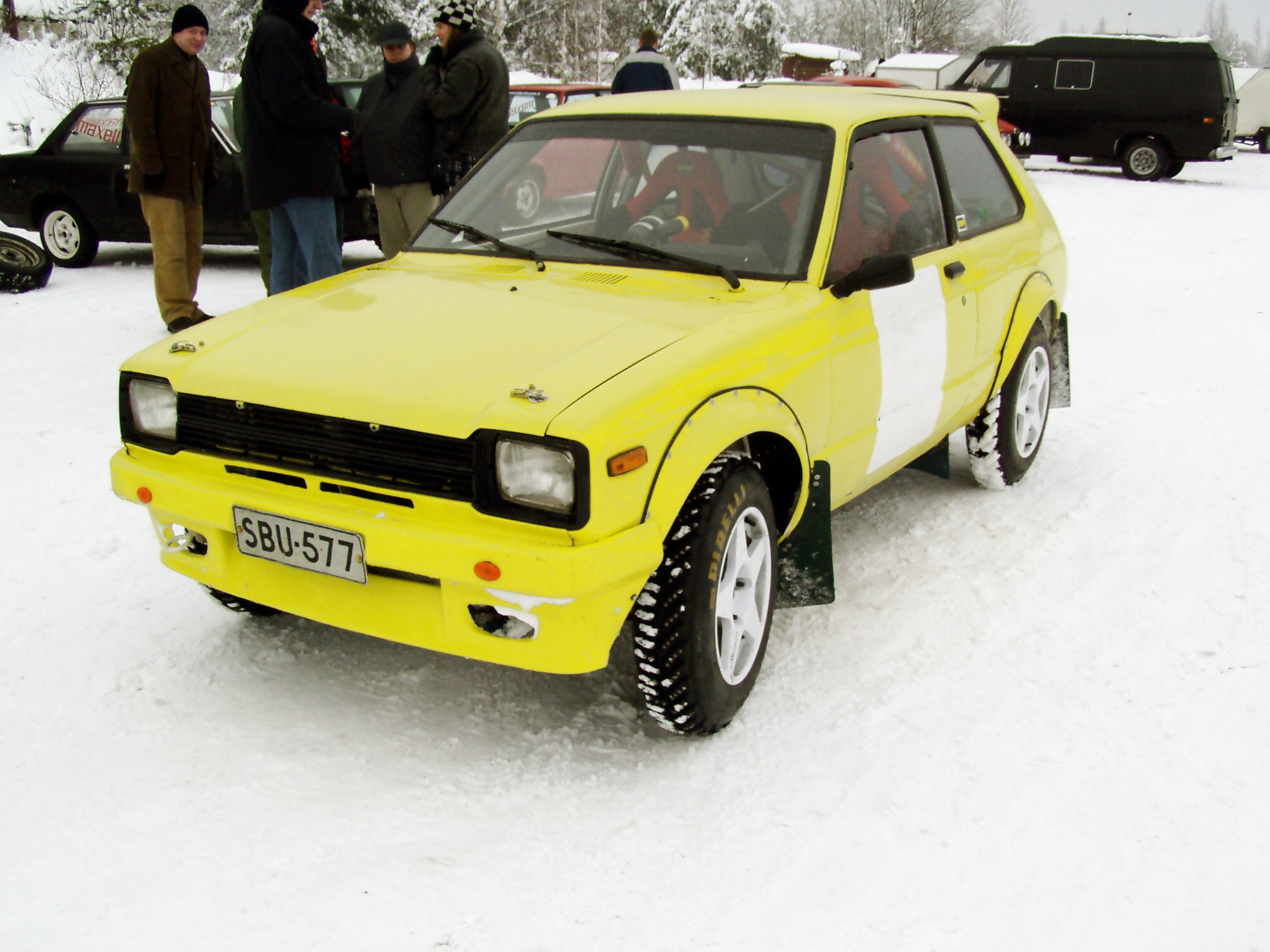 Radalle.com jÃ¤Ã¤ratapÃ¤ivÃ¤t 5.2.2005, HyvinkÃ¤Ã¤, Keltainen KP60 Starlet