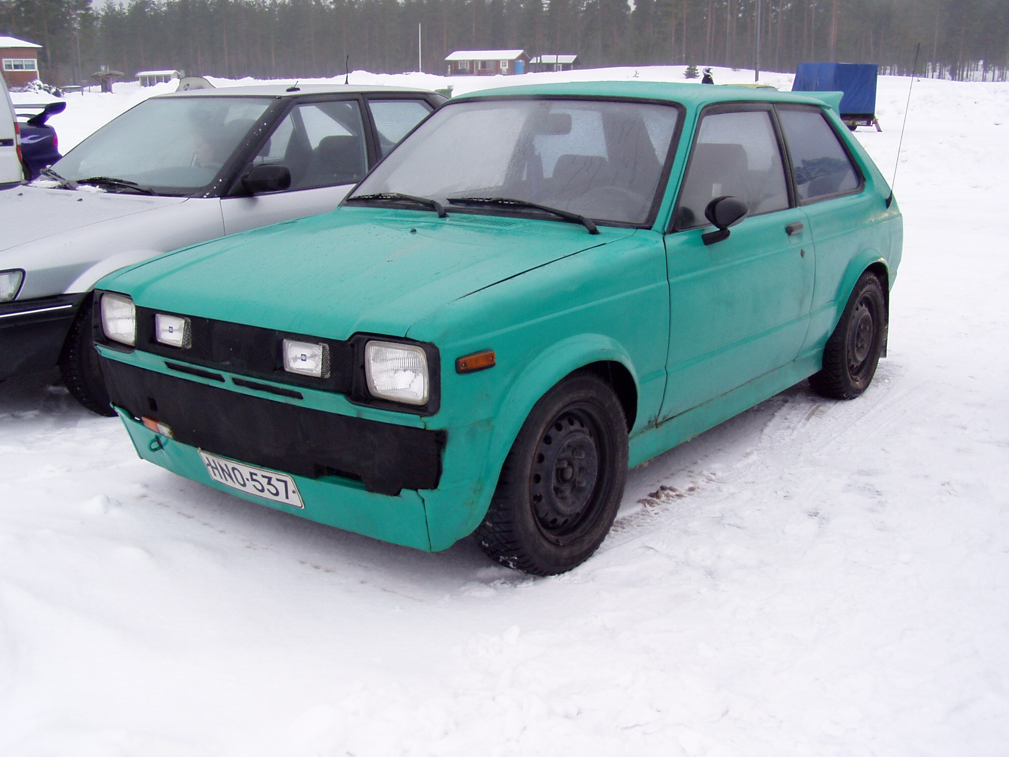 Radalle.com jÃ¤Ã¤ratapÃ¤ivÃ¤t 19.2.2005 Alastaro, VihreÃ¤ Toyota Starlet