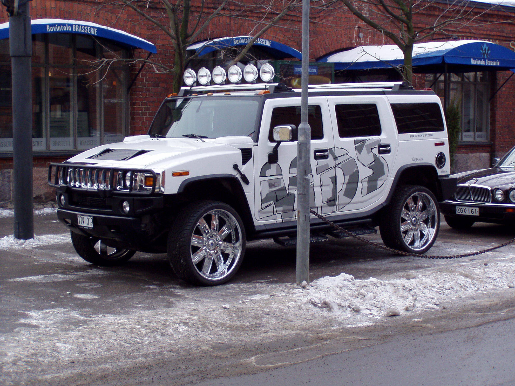 Eurocar Show 2005, Valkoinen Hummer H2