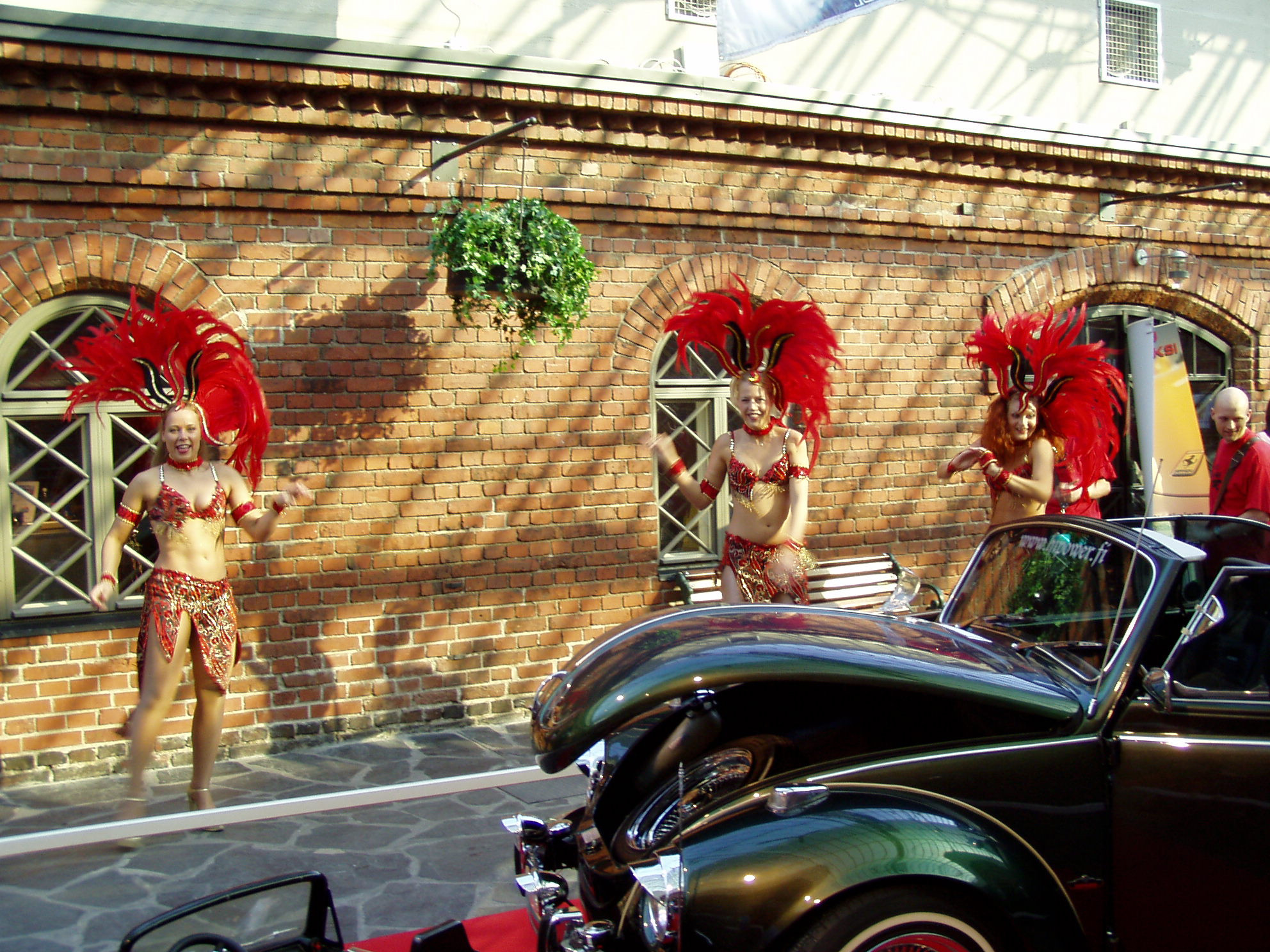 Eurocar Show 2005, Samba girls