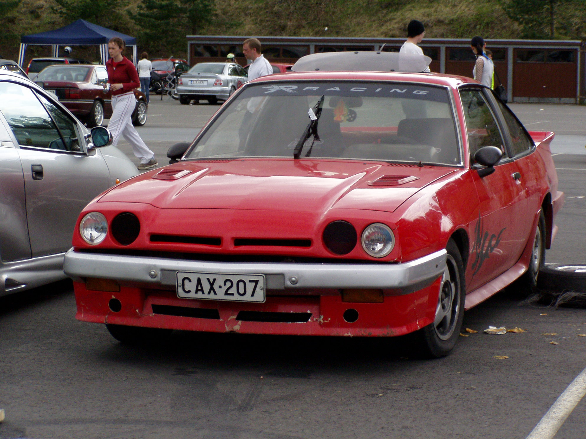 Radalle.com 22.5.2005 Ahvenisto, Punainen Manta harmaalla puskurilla