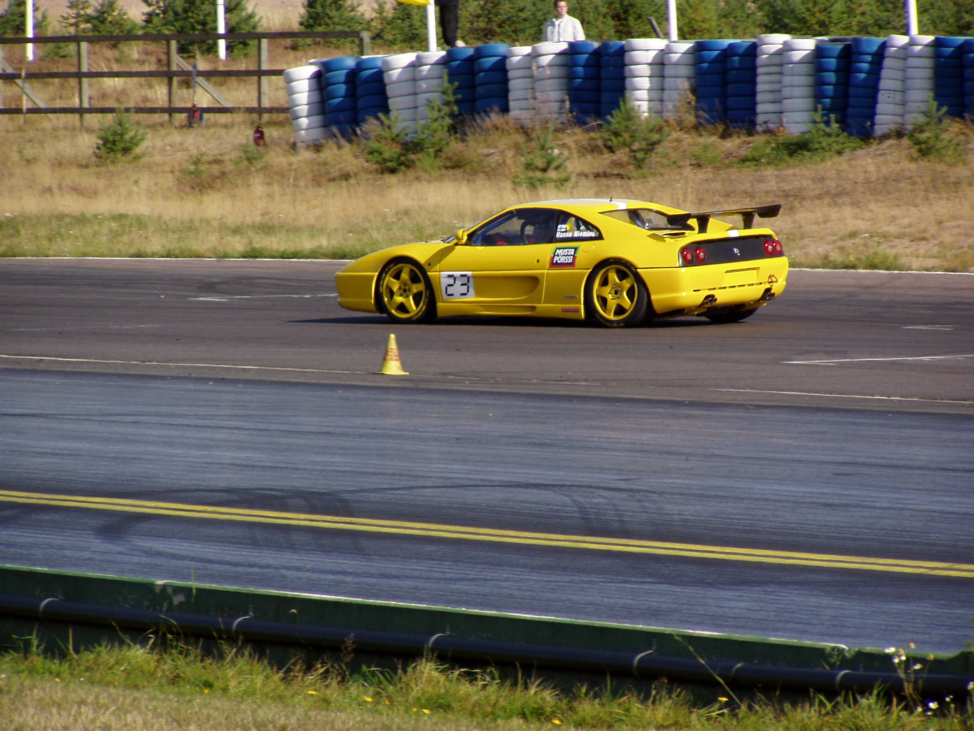 Radalle.com & Ferrari Challenge 11.9.2005 Alastaro, Keltainen Ferrari