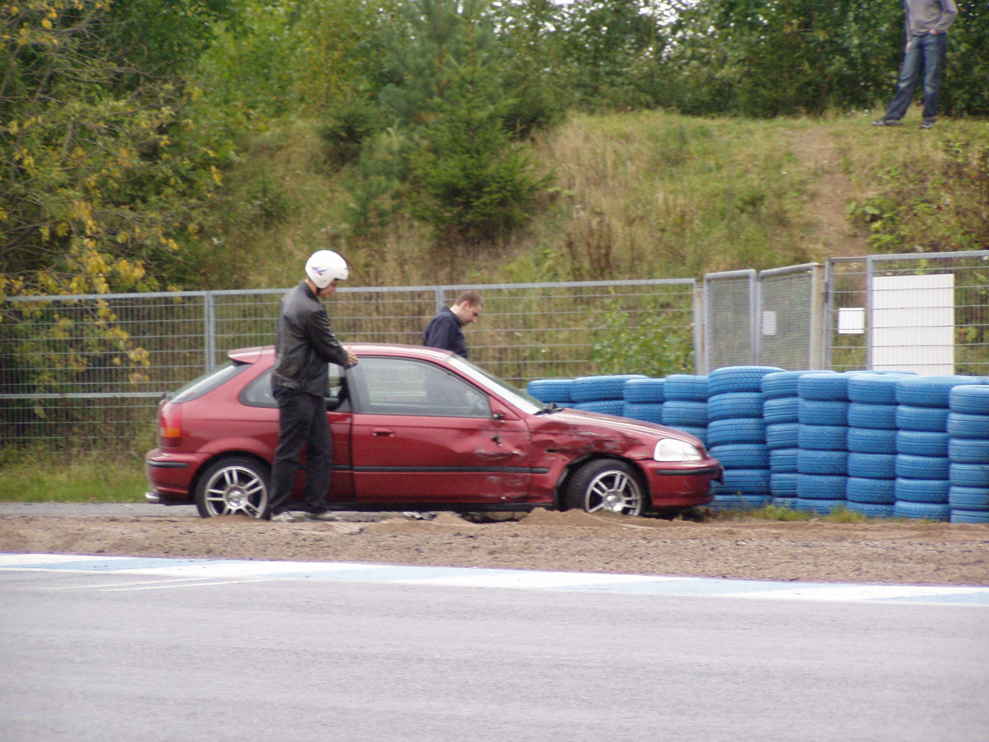 Sunday on racetrack 18.9.2005, Honda Civic 1.6VTI 1998 radalla pihalle