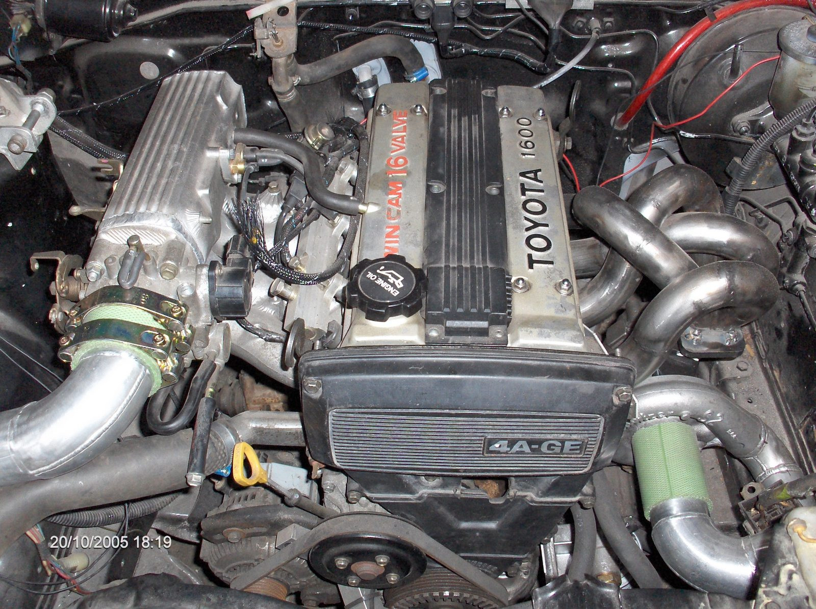 Toyota Corolla GT AE86 Turbo projekti, Imusarja alkuperaisesta itse muokattu ja pakosarja kokonaan itse tehty