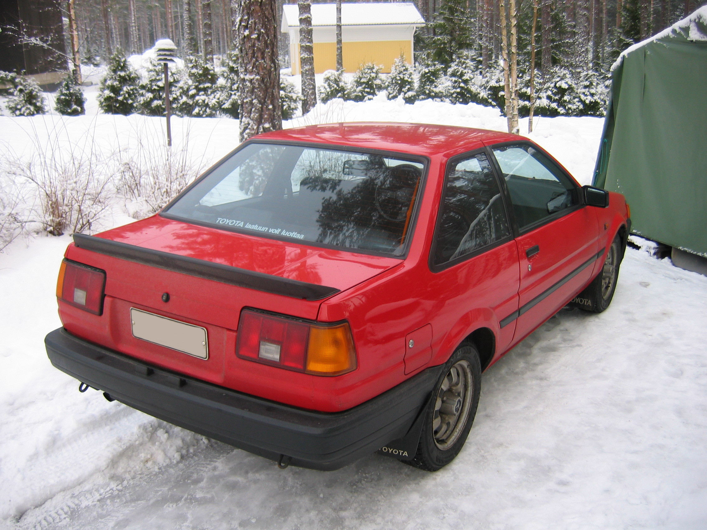 Kaverien autot, entiset & nykyiset, AE86 Corolla GT, punainen