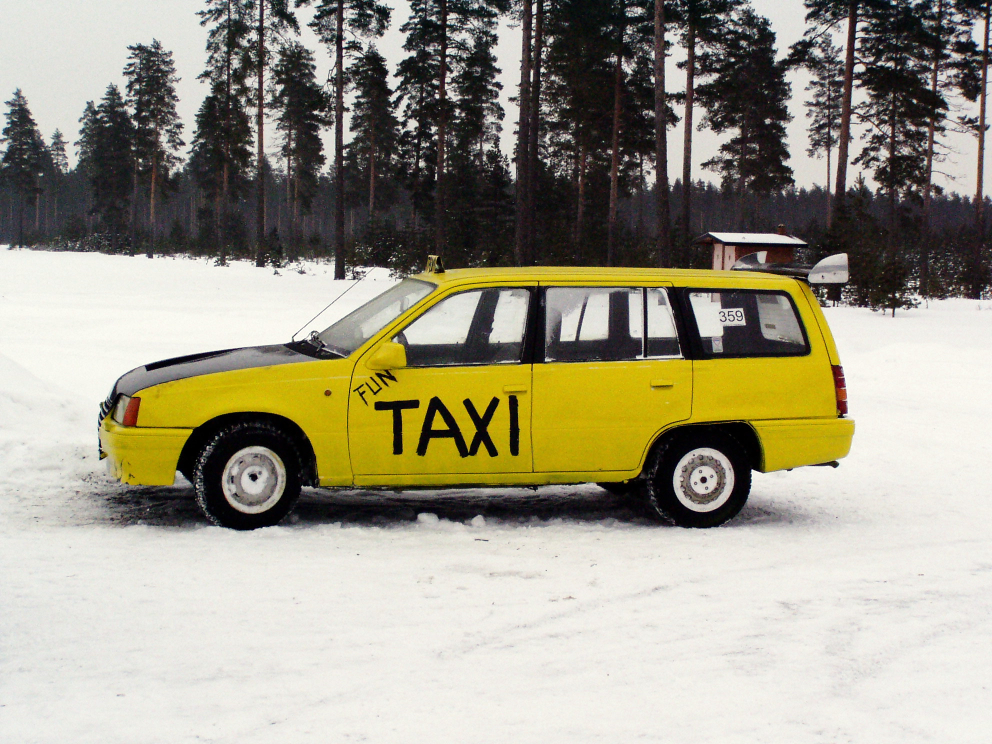 X-Treme on ice 18.2.2006, Opel-taxi