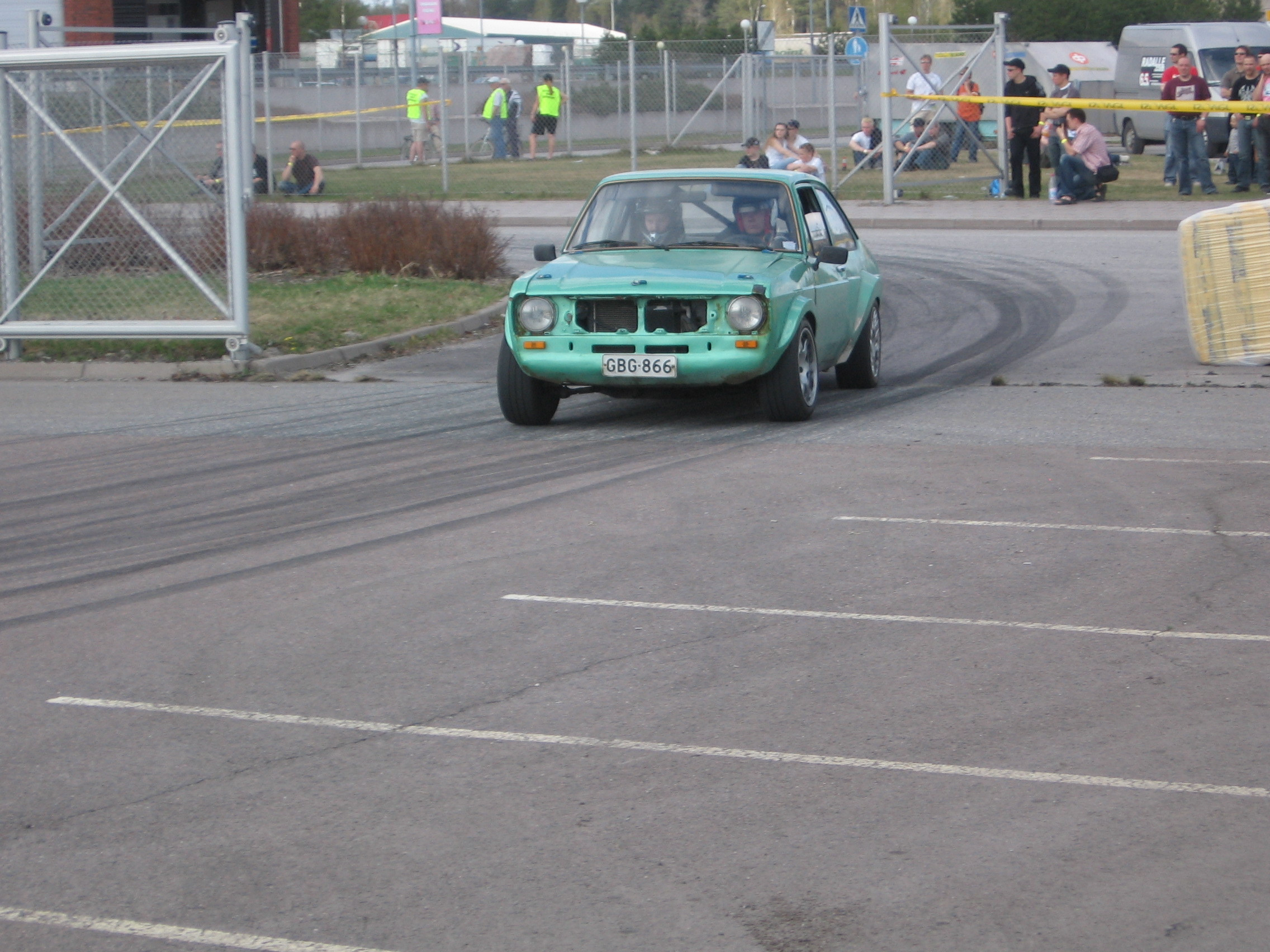 Radalle.com 6.5.2006 Artukainen, Henkan VihreÃ¤ Escort katuradalla