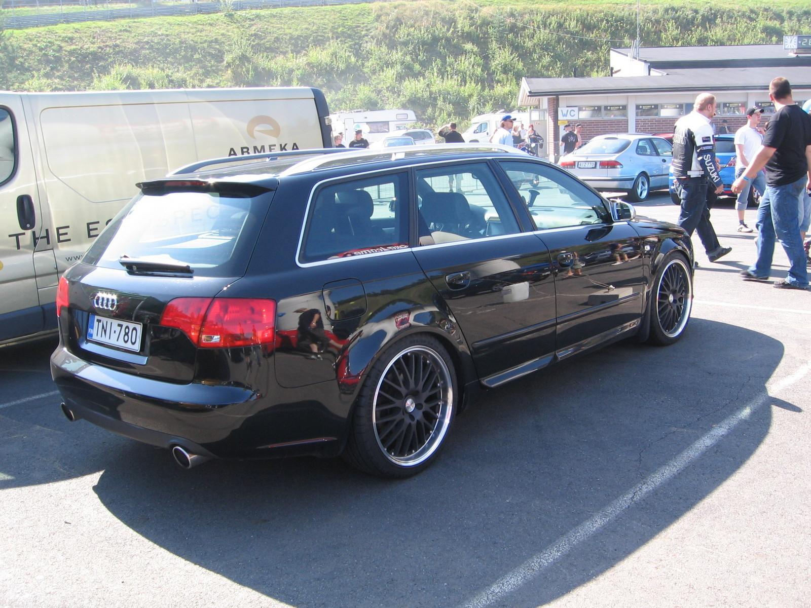 Radalle.com Ahvenisto 11.8.2007, Audi A4 Avant Quattro 2.0T FSI 4x4 2005, Musta
